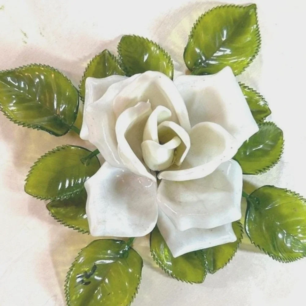 Vintage 1991 Garage Inc Acrylic White Rose‎ Sculpture 8
